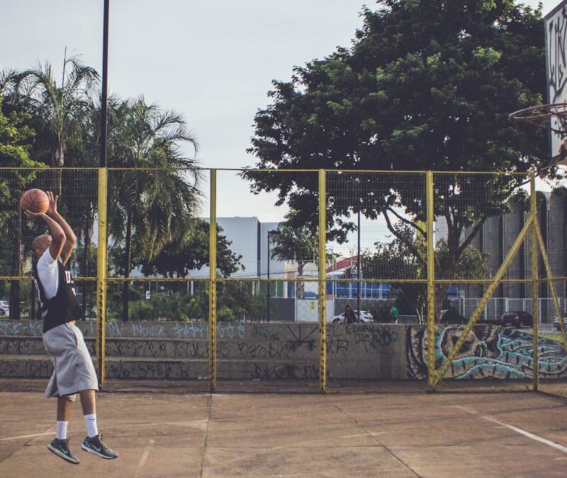 Zapatillas de baloncesto: cómo elegir sin equivocarte según tu estilo de juego