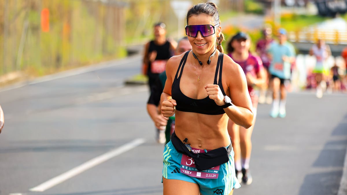 Ropa de running para mujer en 2026: los factores que importan de verdad