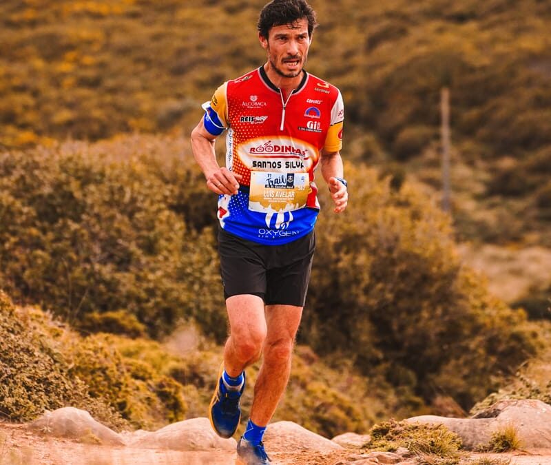 Cómo elegir zapatillas de trail en 2026: los factores que importan de verdad