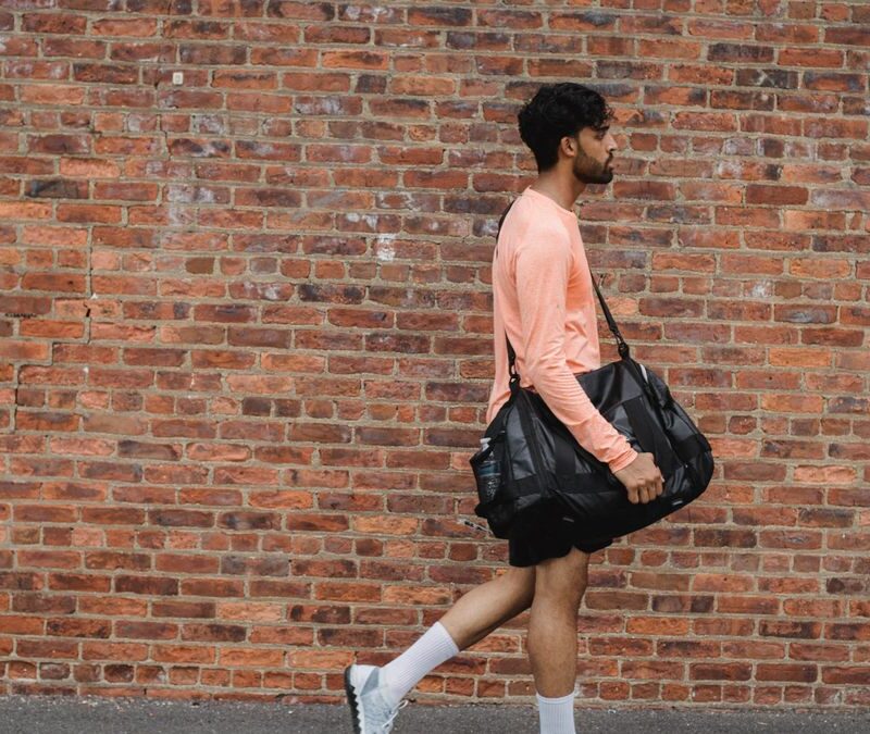 Cómo montar un outfit gym-to-street que funcione sin tener que cambiarte