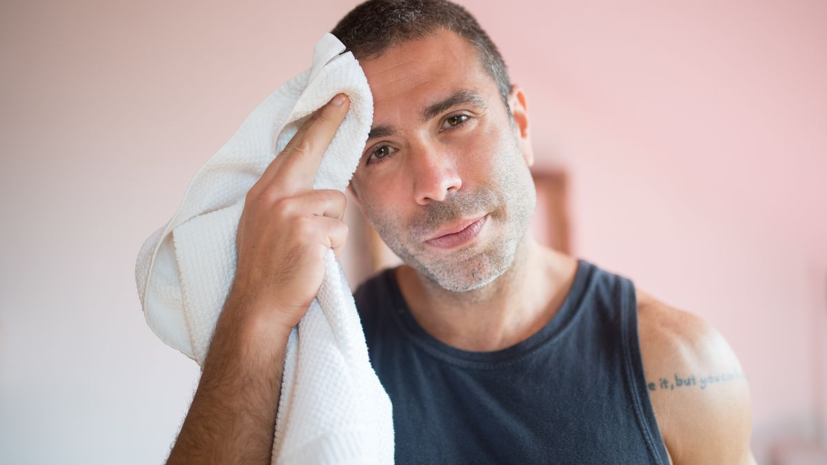 Qué significa moisture-wicking en ropa técnica y por qué el algodón no lo consigue