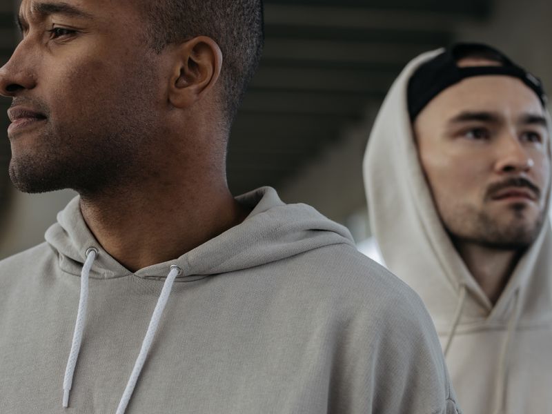zip up hoodie guia durabilidad cremallera