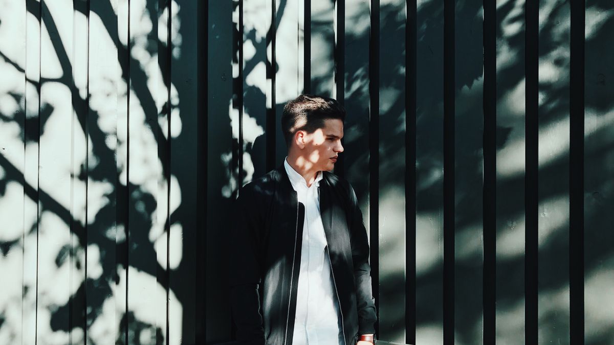 Chaqueta bomber: qué mirar en tejido y puños para que sirva todo el otoño